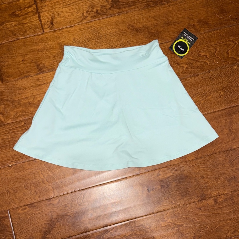 NWT Size Large (10-12) Athletic Works Aqua Skort
